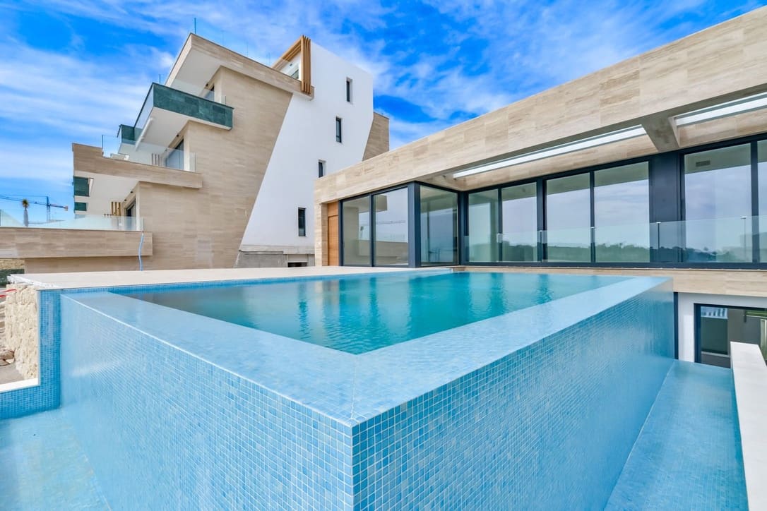 4 bedroom Villa for sale in Finestrat - € 1,199,000 (Ref: 7634278)