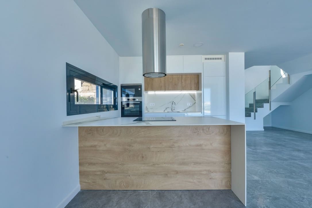 4 Zimmer Villa zu verkaufen in Finestrat mit Pool Garage - 1.150.000 € (Ref: 7640739)