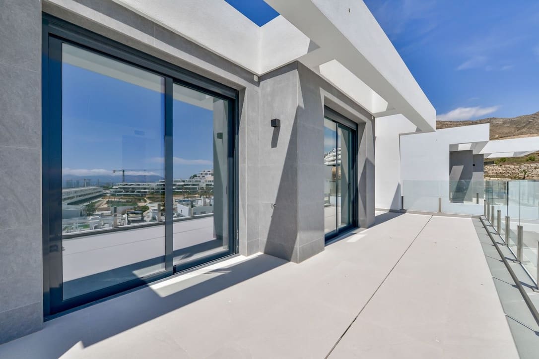 4 Zimmer Villa zu verkaufen in Finestrat mit Pool Garage - 1.150.000 € (Ref: 7640739)