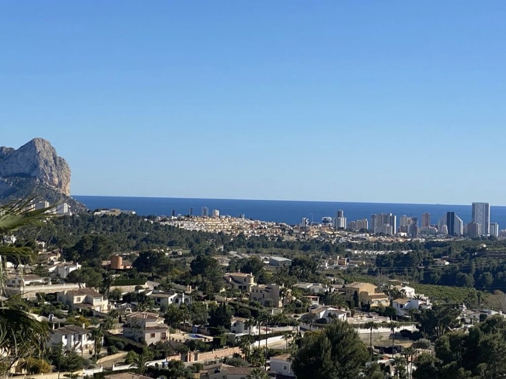 4 bedroom Villa for sale in Calpe / Calp with pool garage - € 1,890,000 (Ref: 7682420)