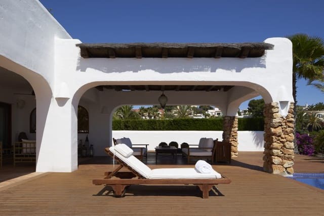 4 slaapkamer Villa te koop in Moraira, Teulada-Moraira met garage - € 4.560.150 (Ref: 7808756)