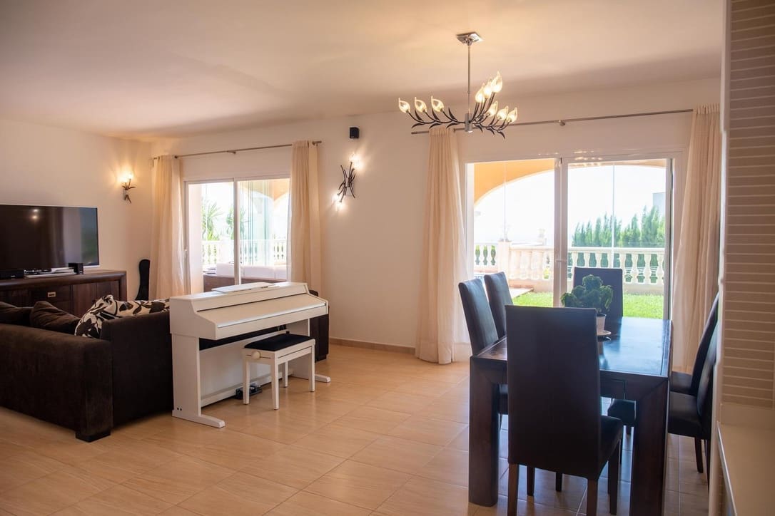 3 camera da letto Villa in vendita in Cumbre del Sol con piscina garage - 795.000 € (Rif: 7842744)