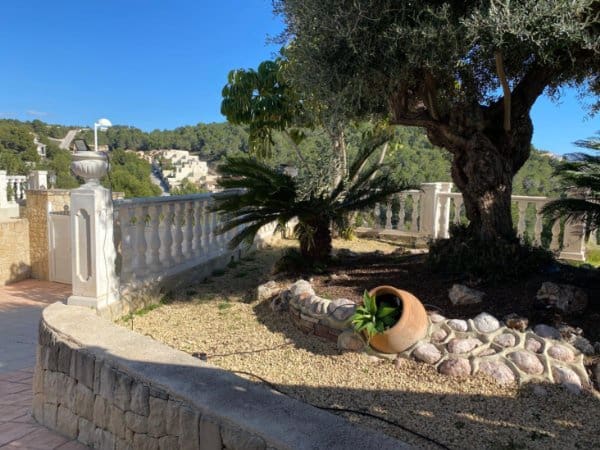 5 bedroom Villa for sale in Calpe / Calp with pool garage - € 895,000 (Ref: 7960536)