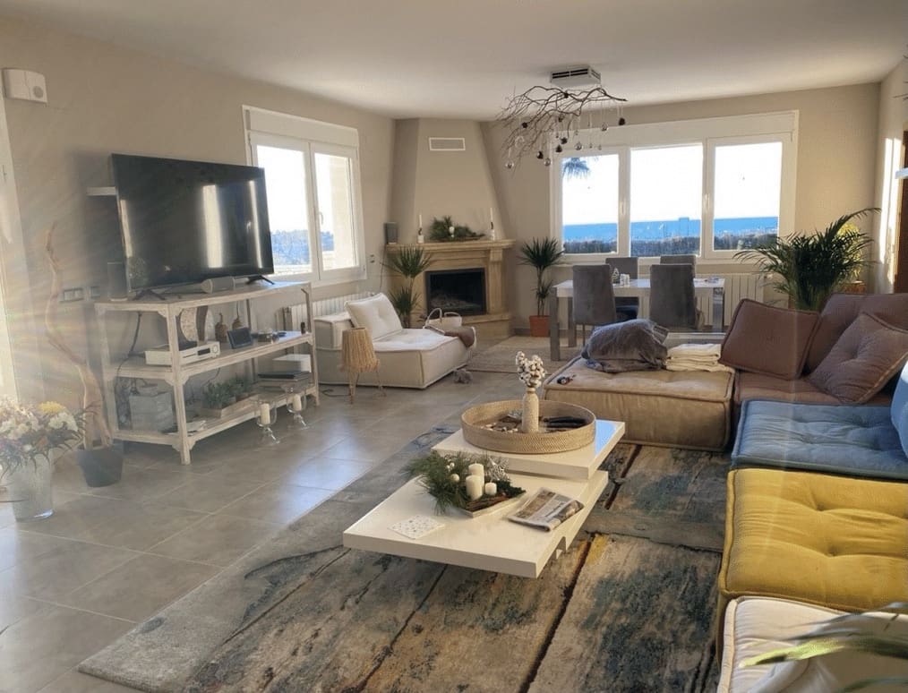 5 bedroom Villa for sale in Calpe / Calp with pool garage - € 895,000 (Ref: 7960536)