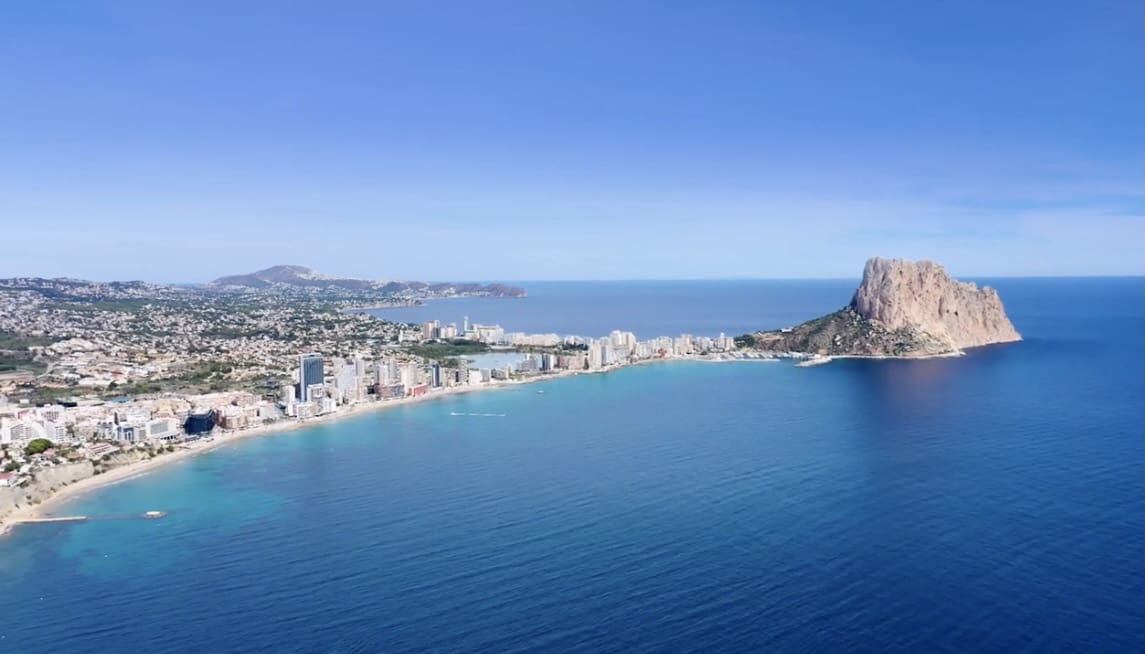 2 soveværelse Lejlighed til salg i Calpe / Calp med garage - € 430.000 (Ref: 8026613)