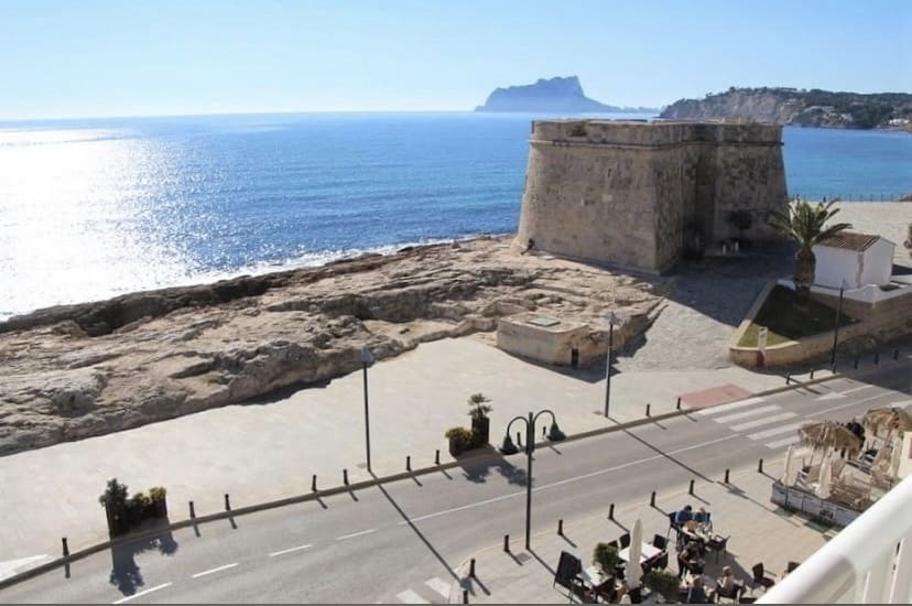 4 bedroom Villa for sale in Moraira with pool garage - € 1,490,000 (Ref: 8194349)