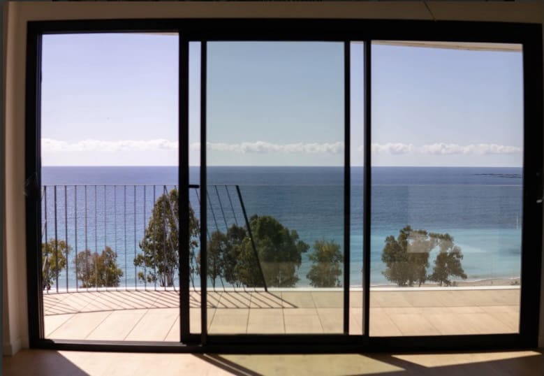 3 bedroom Apartment for sale in La Villajoyosa / Vila Joiosa with garage - € 915,000 (Ref: 8216824)