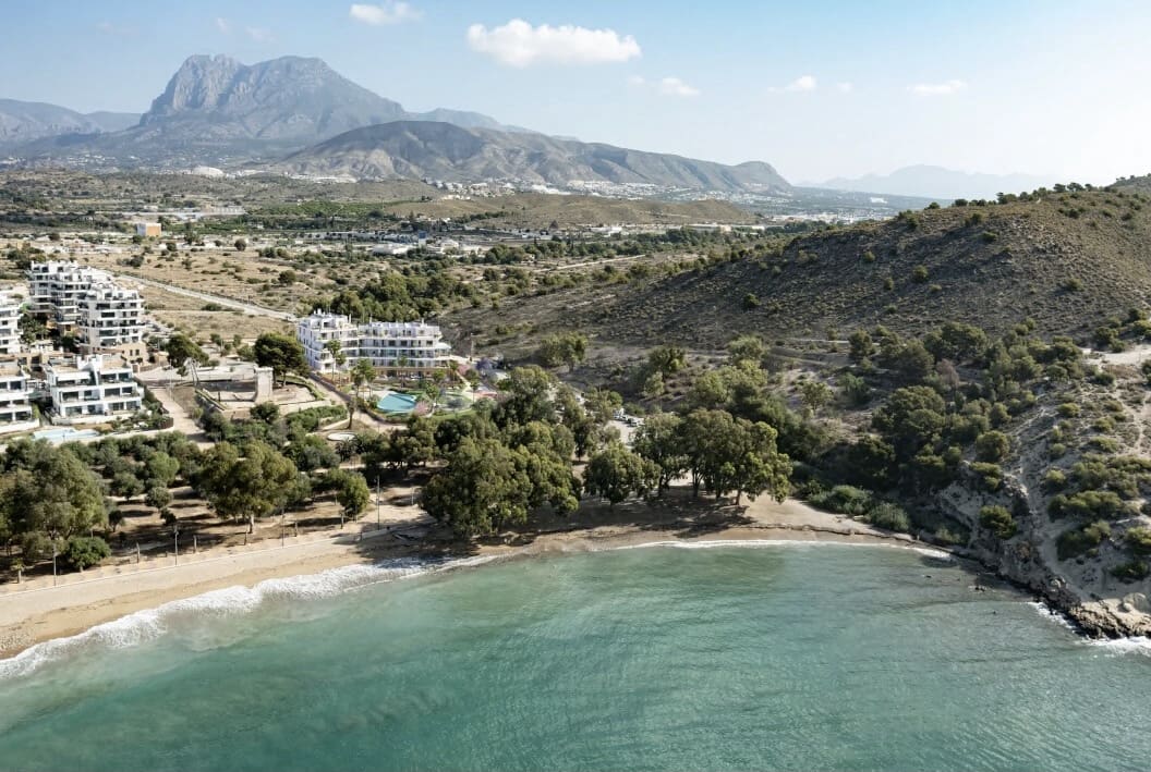 3 bedroom Apartment for sale in La Villajoyosa / Vila Joiosa with garage - € 915,000 (Ref: 8216824)