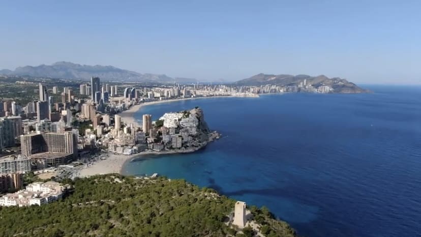 3 bedroom Apartment for sale in La Villajoyosa / Vila Joiosa with garage - € 915,000 (Ref: 8216824)