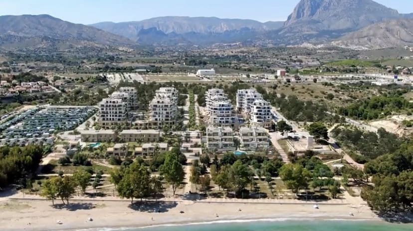 3 bedroom Apartment for sale in La Villajoyosa / Vila Joiosa with garage - € 915,000 (Ref: 8216824)