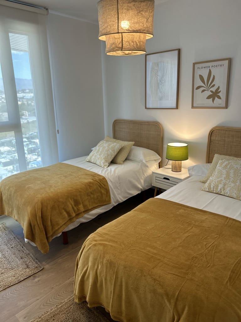 2 bedroom Apartment for sale in La Villajoyosa / Vila Joiosa with garage - € 650,000 (Ref: 8221873)