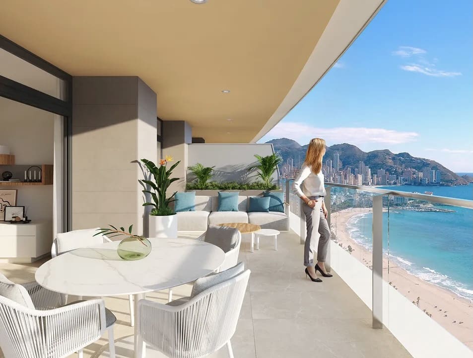 Apartamento de 3 habitaciones en Benidorm en venta con garaje - 880.000 € (Ref: 8398217)