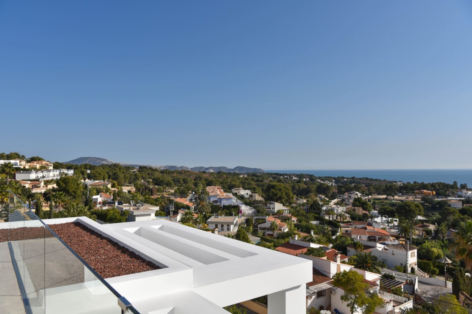 4 bedroom Villa for sale in Calpe / Calp with pool garage - € 1,985,000 (Ref: 8446635)