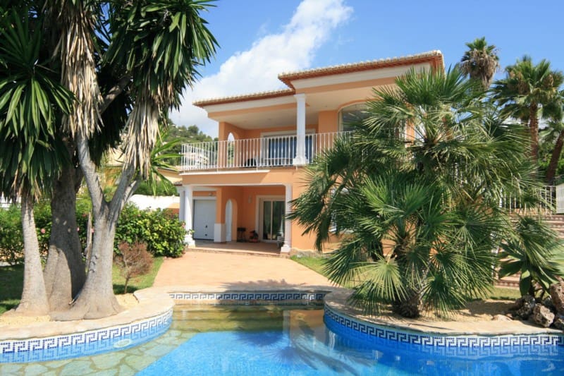 2 soveværelse Villa til salg i Moraira med swimmingpool garage - € 965.000 (Ref: 8446640)