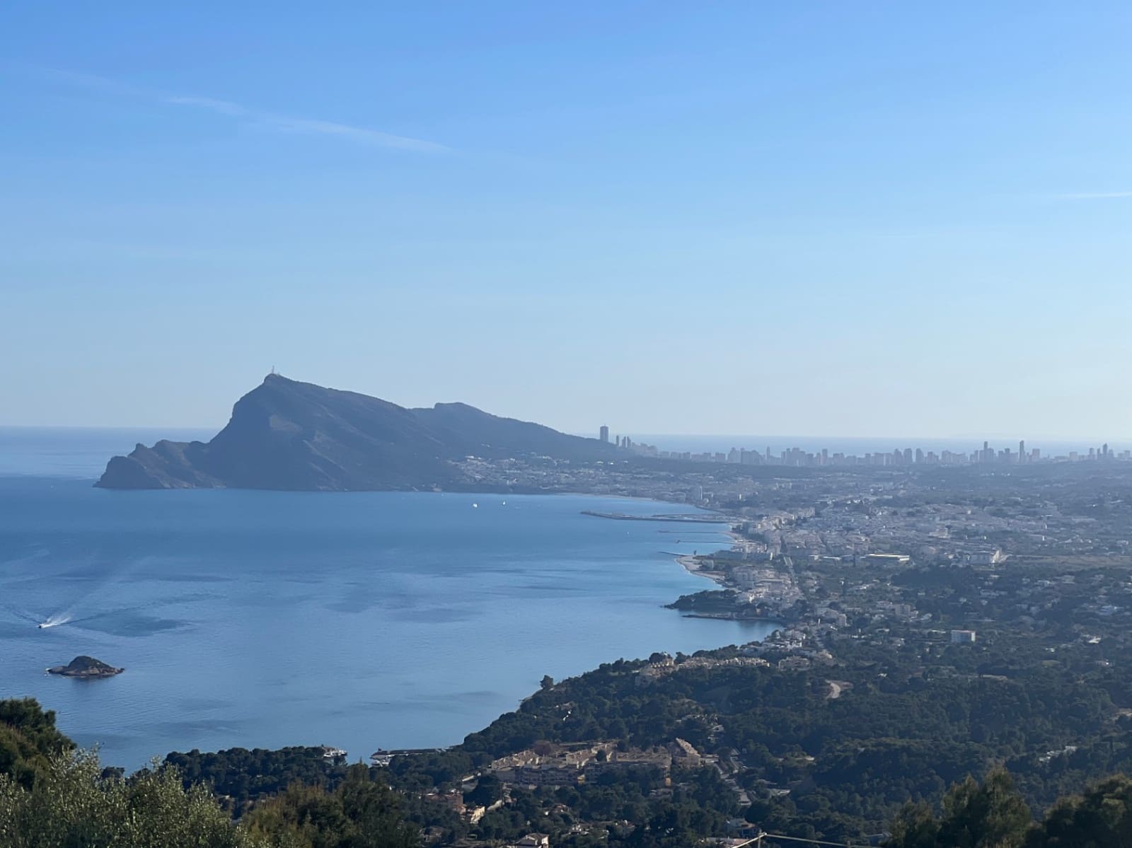 4 bedroom Villa for sale in Altea with pool garage - € 2,250,000 (Ref: 8446681)