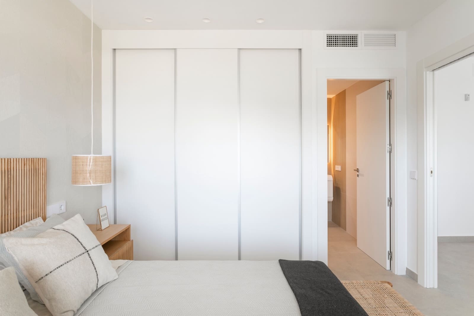 3 soveværelse Lejlighed til salg i Alicante by med garage - € 405.000 (Ref: 8467575)