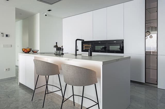 3 slaapkamer Appartement te koop in Altea met zwembad garage - € 1.950.000 (Ref: 8472071)