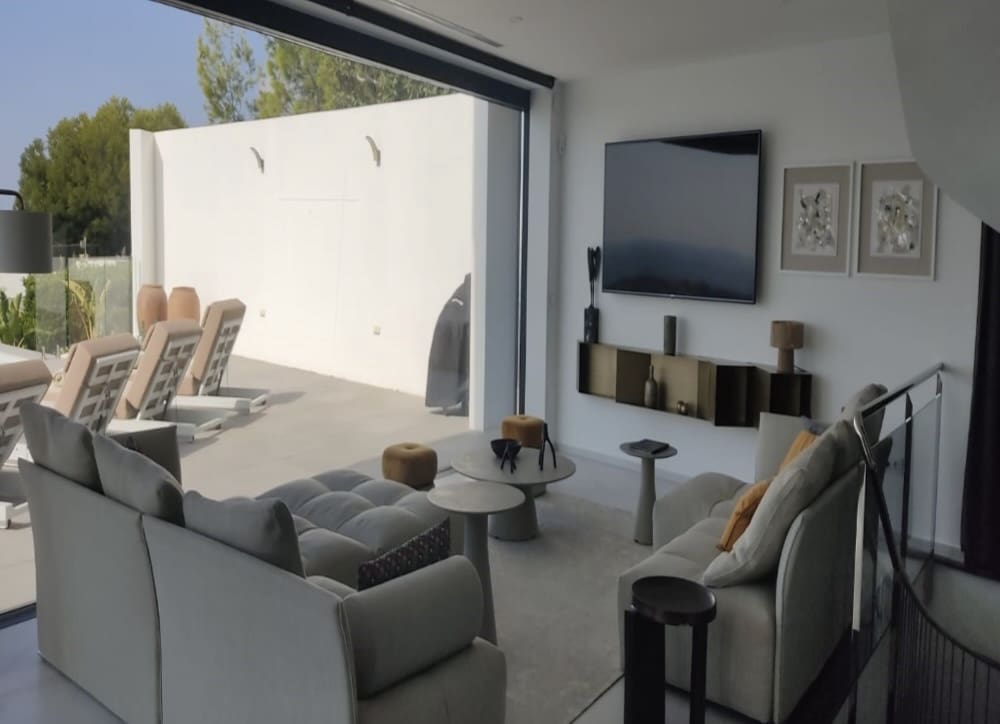 8 bedroom Villa for sale in Benissa - € 4,470,000 (Ref: 8575398)