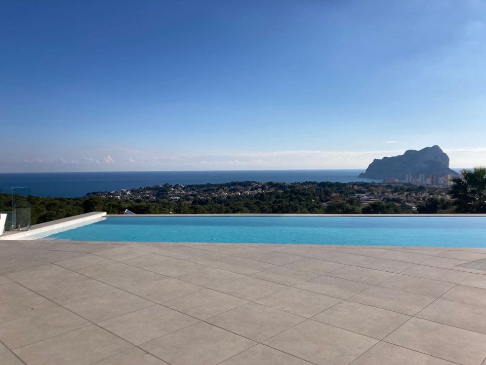 8 bedroom Villa for sale in Benissa - € 4,470,000 (Ref: 8575398)