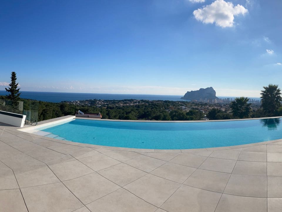 8 bedroom Villa for sale in Benissa - € 4,470,000 (Ref: 8575398)