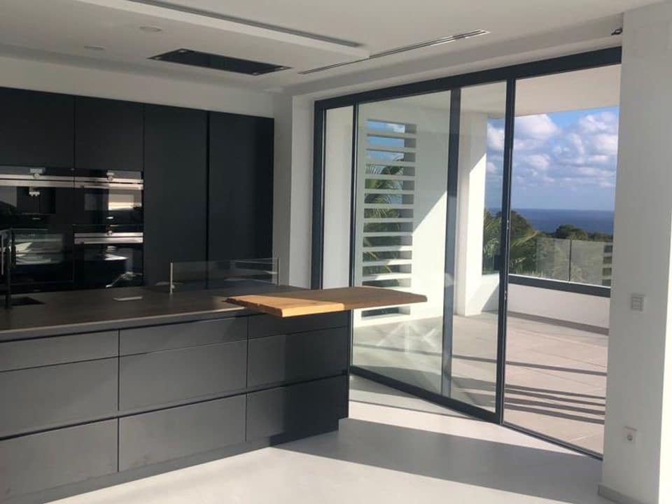 8 bedroom Villa for sale in Benissa - € 4,470,000 (Ref: 8575398)