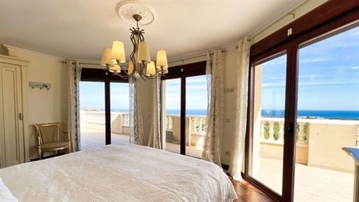 5 bedroom Villa for sale in Benissa with pool garage - € 2,945,000 (Ref: 8616545)