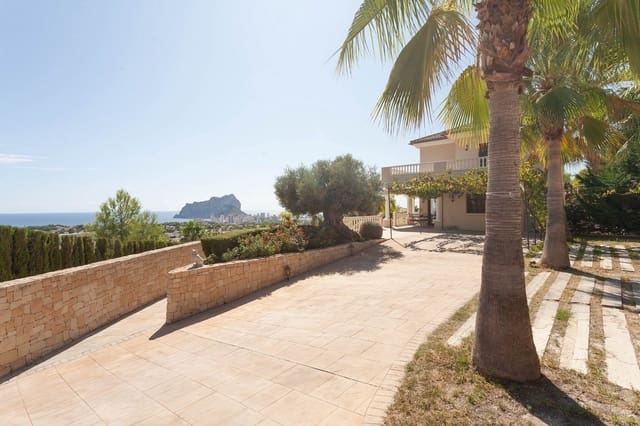 5 bedroom Villa for sale in Benissa with pool garage - € 2,945,000 (Ref: 8616545)
