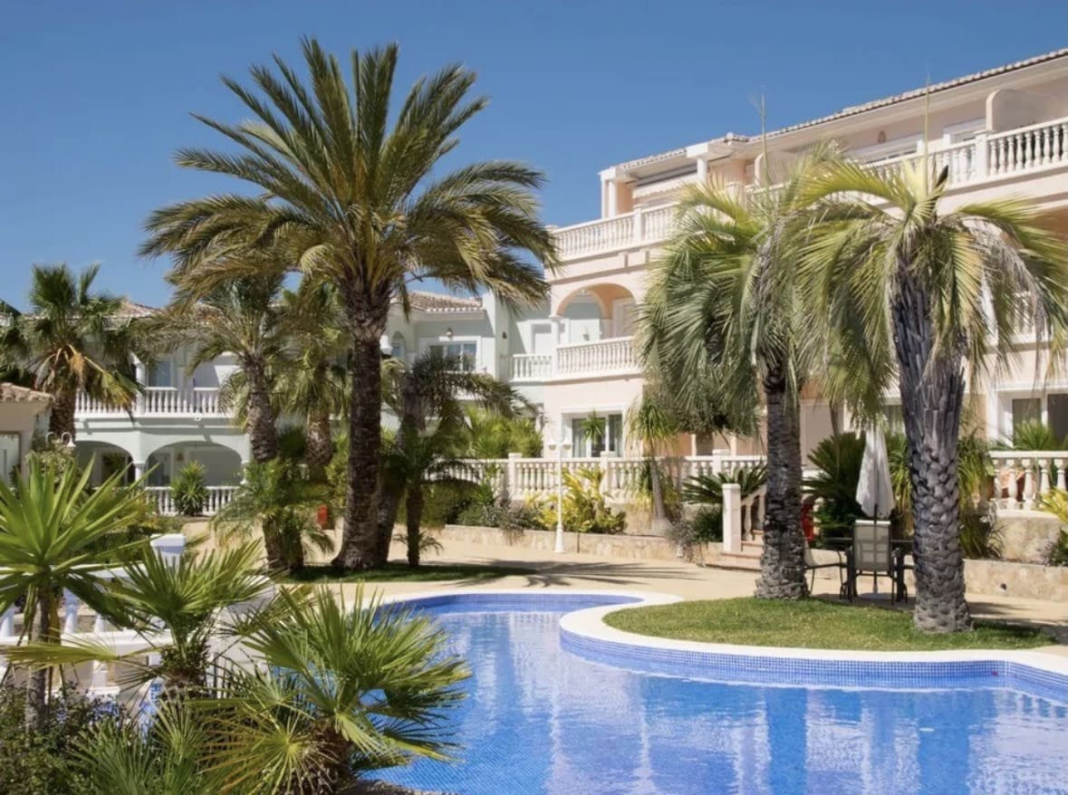 2 soveværelse Lejlighed til salg i Benissa med garage - € 335.000 (Ref: 8636007)