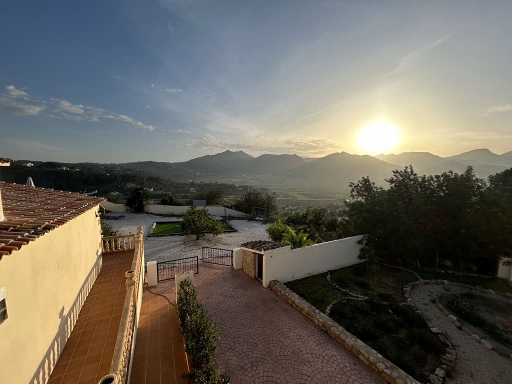 9 soveværelse Restaurant/Bar til salg i Lliber med garage - € 1.550.000 (Ref: 8683138)