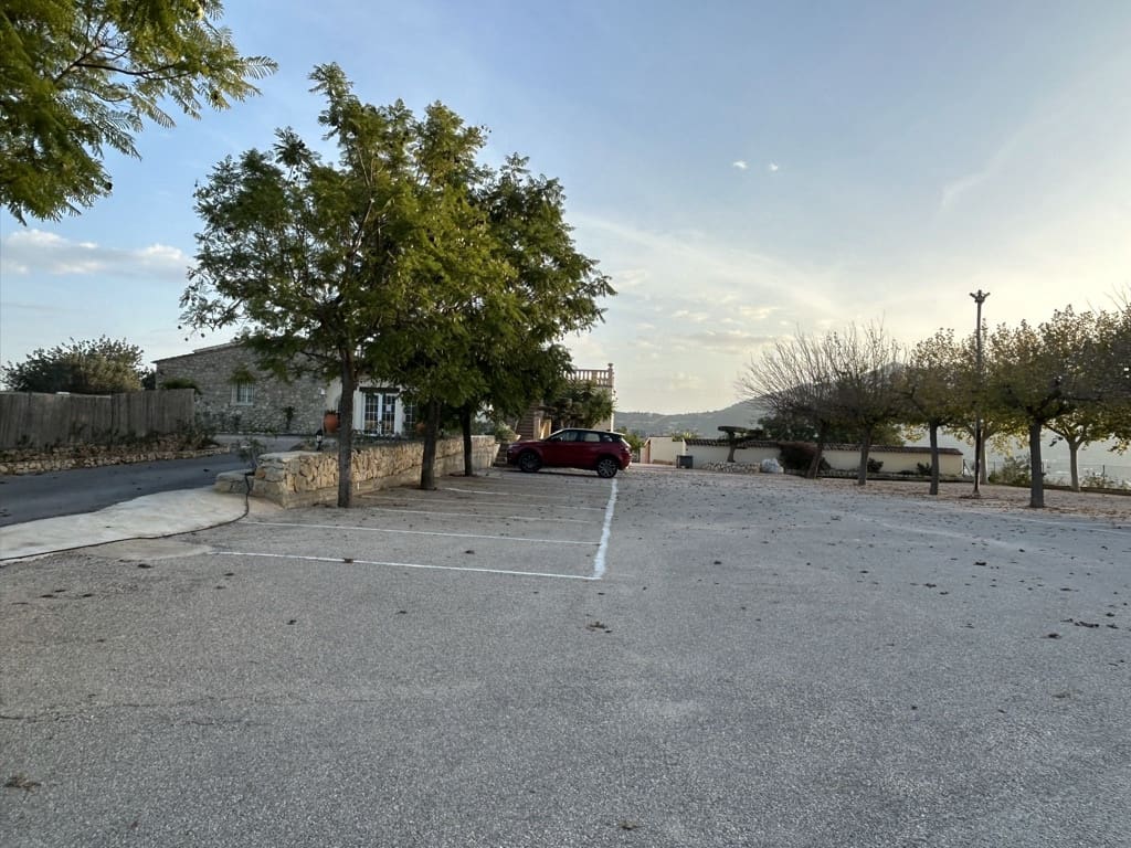 9 soveværelse Restaurant/Bar til salg i Lliber med garage - € 1.550.000 (Ref: 8683138)