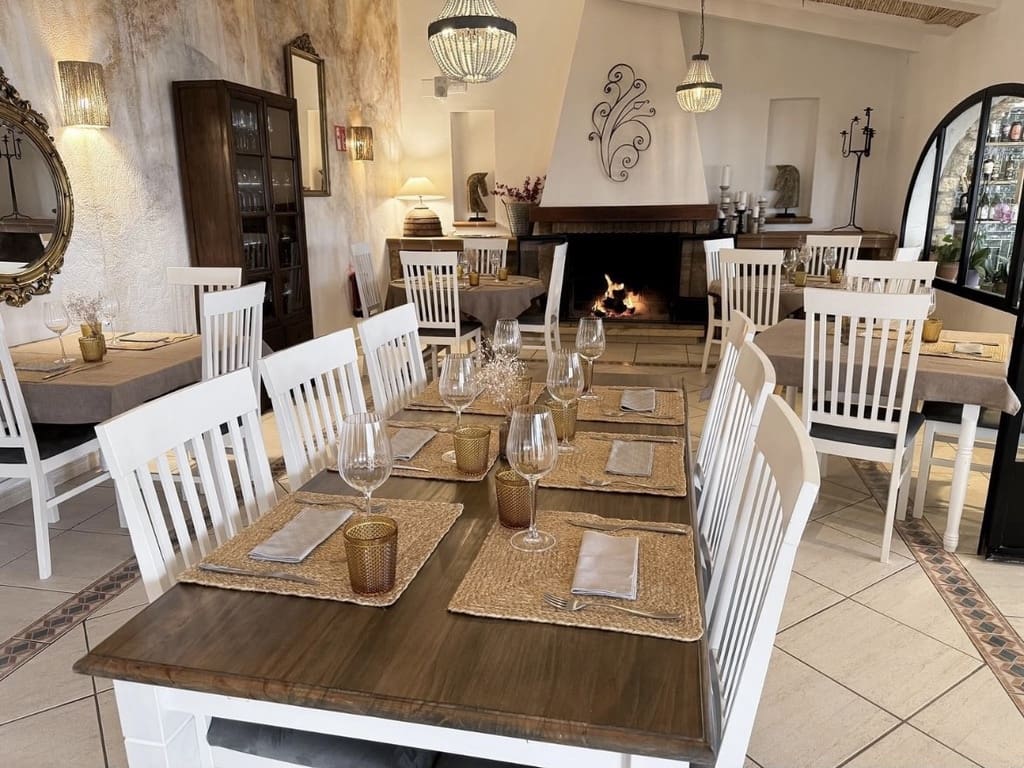 9 soveværelse Restaurant/Bar til salg i Lliber med garage - € 1.550.000 (Ref: 8683138)