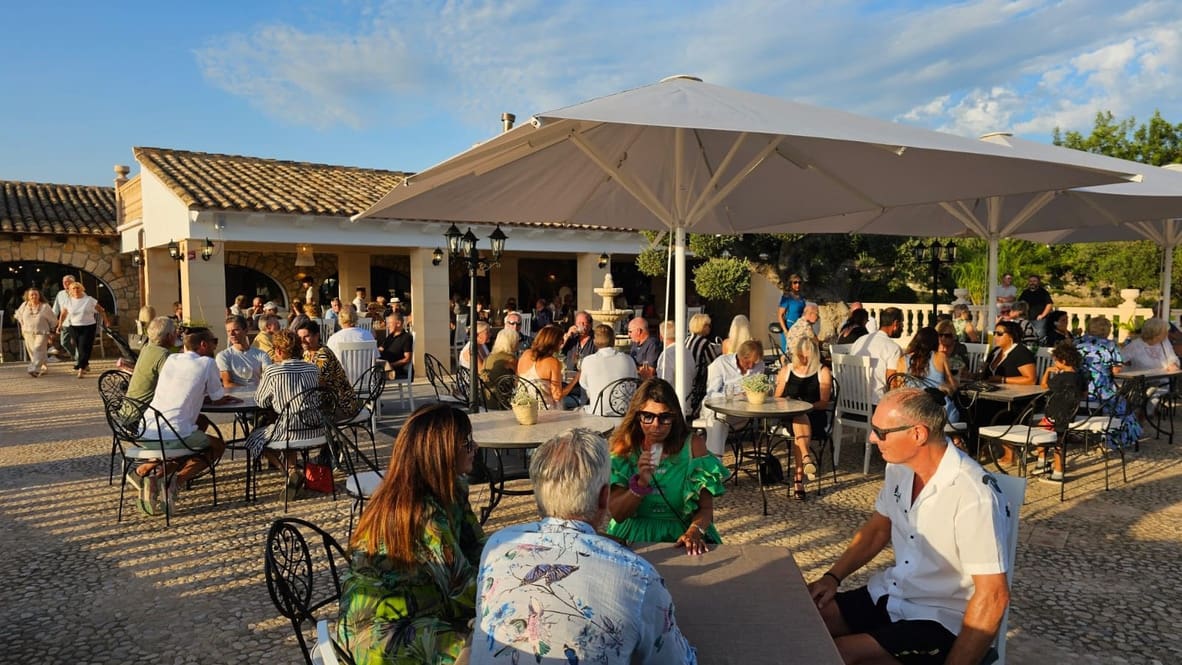 9 soveværelse Restaurant/Bar til salg i Lliber med garage - € 1.550.000 (Ref: 8683138)