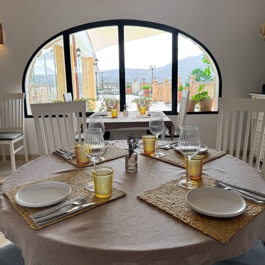 9 soveværelse Restaurant/Bar til salg i Lliber med garage - € 1.550.000 (Ref: 8683138)