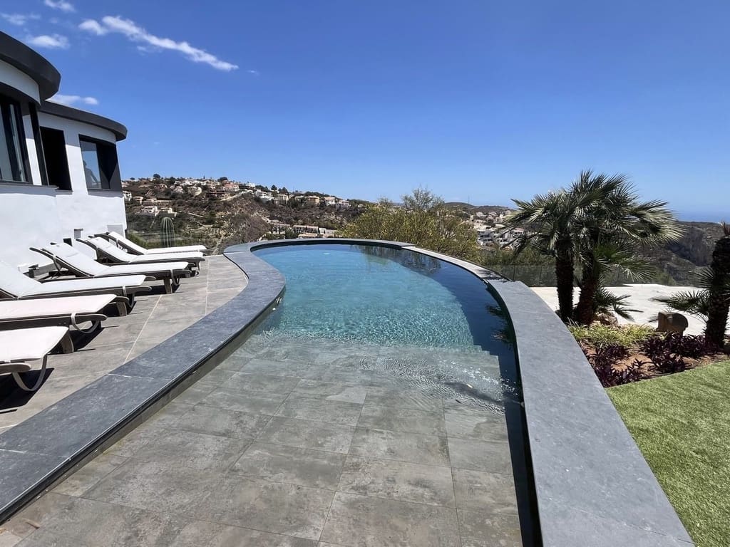 4 camera da letto Villa in vendita in Cumbre del Sol con piscina garage - 1.200.000 € (Rif: 8684459)