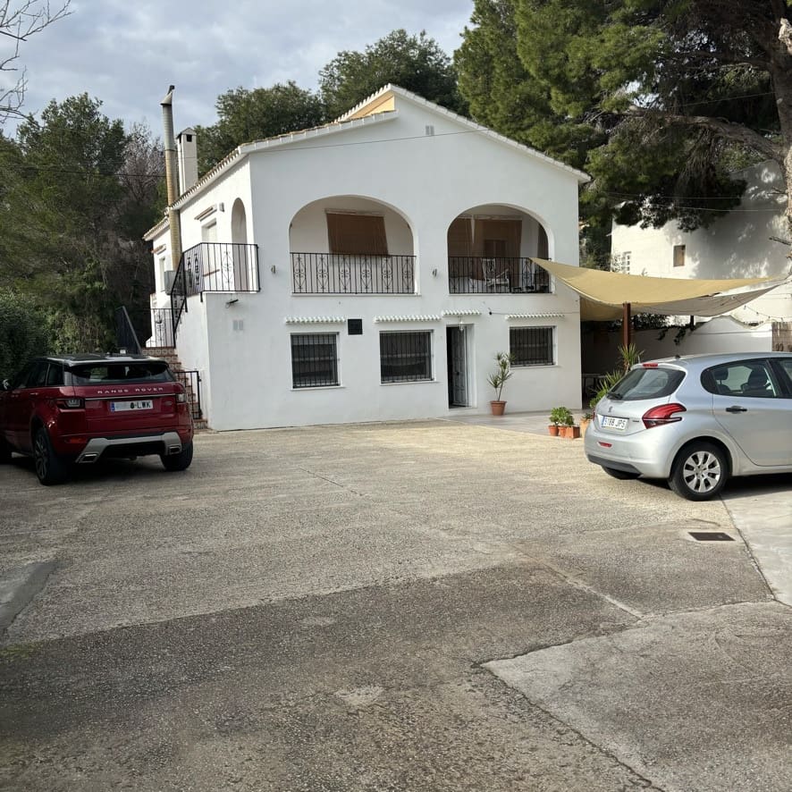 2 slaapkamer Villa te koop in Denia met garage - € 495.000 (Ref: 8763172)