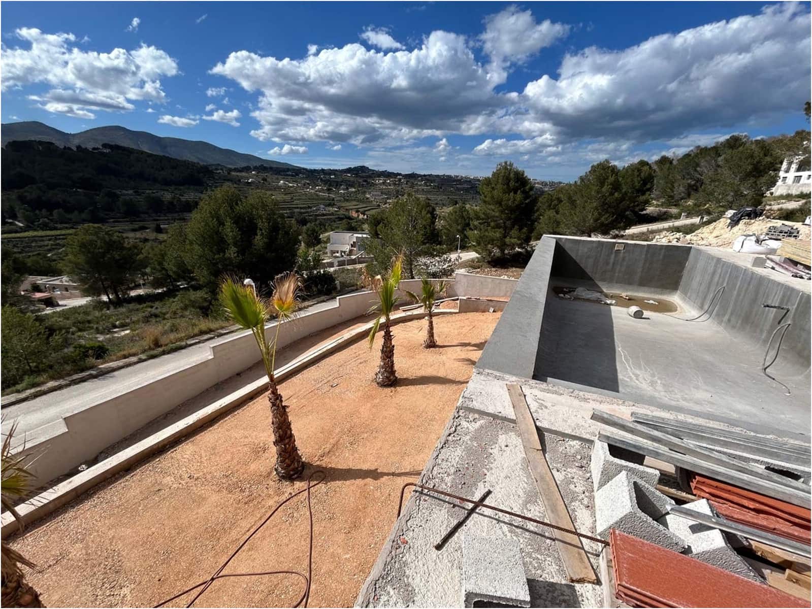 3 bedroom Villa for sale in Calpe / Calp - € 1,135,000 (Ref: 8793729)