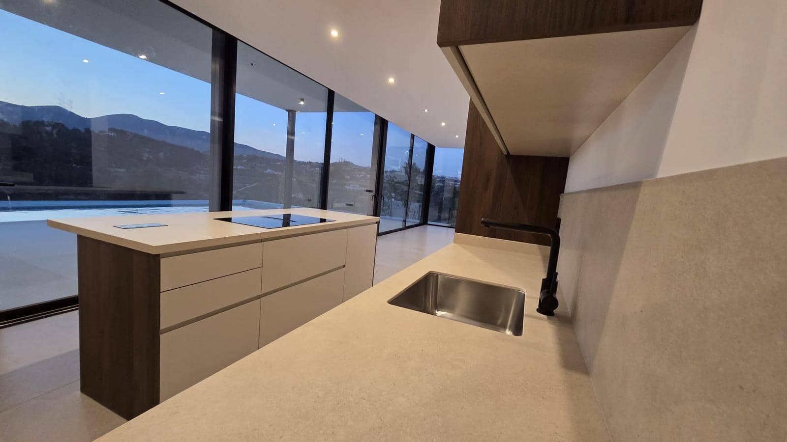 3 soverom Villa til salgs i Calpe / Calp - € 1 135 000 (Ref: 8793729)