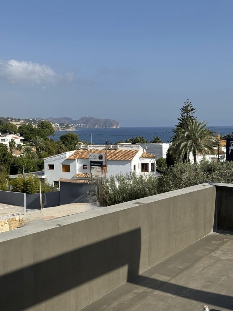 4 bedroom Villa for sale in Benissa with garage - € 3,195,000 (Ref: 8793766)