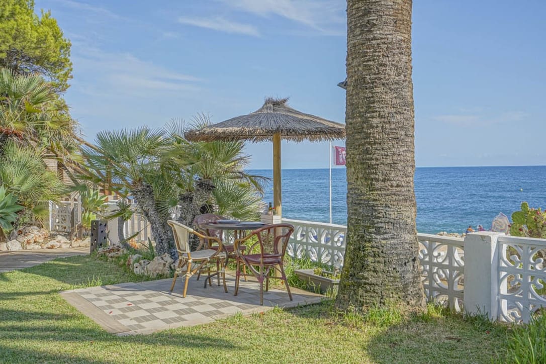 4 bedroom Villa for sale in Benissa with garage - € 3,195,000 (Ref: 8793766)