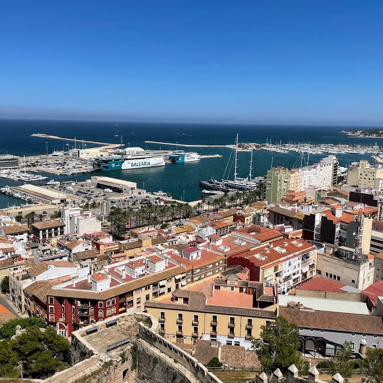 4 bedroom Villa for sale in Denia with pool garage - € 1,860,000 (Ref: 8793769)