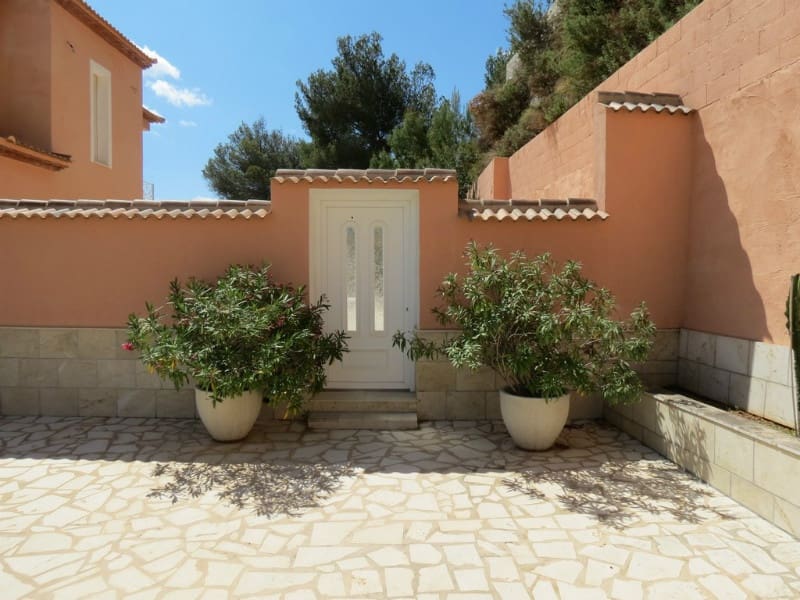 4 slaapkamer Villa te koop in Calpe / Calp - € 795.000 (Ref: 8793791)