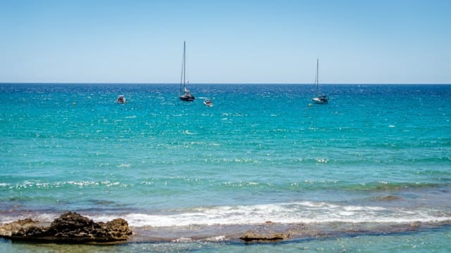 Commercial for sale in Calpe / Calp - € 1,250,000 (Ref: 8793792)