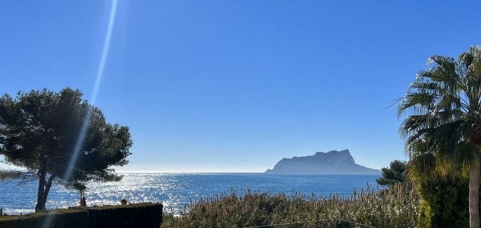 4 bedroom Villa for sale in Benissa with pool garage - € 3,950,000 (Ref: 8793893)