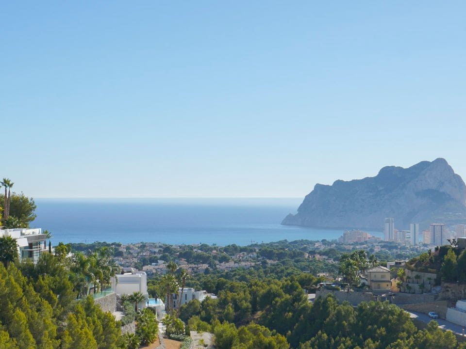 4 bedroom Villa for sale in Benissa with pool garage - € 3,950,000 (Ref: 8793893)