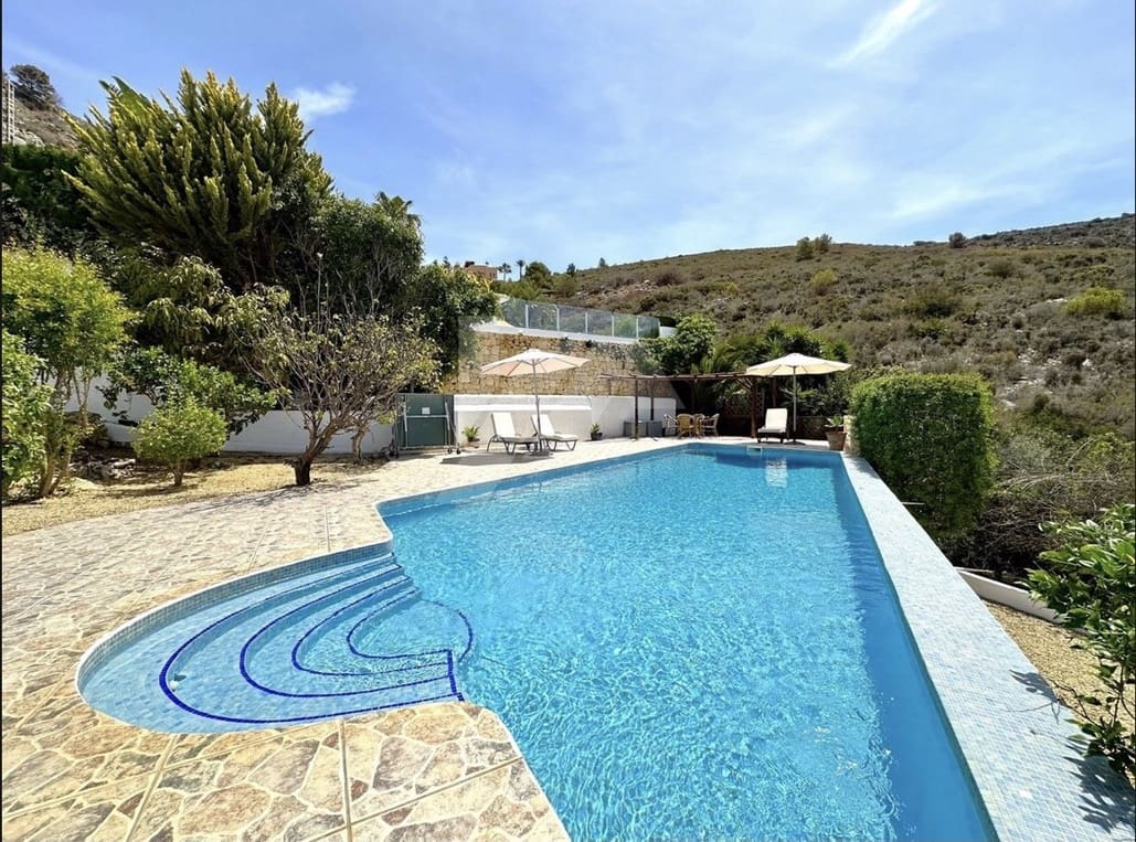 4 camera da letto Villa in vendita in Moraira con piscina garage - 875.000 € (Rif: 8798315)