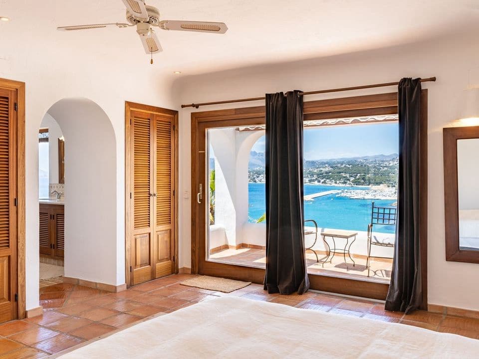 5 bedroom Villa for sale in Moraira with pool garage - € 3,995,000 (Ref: 8800559)