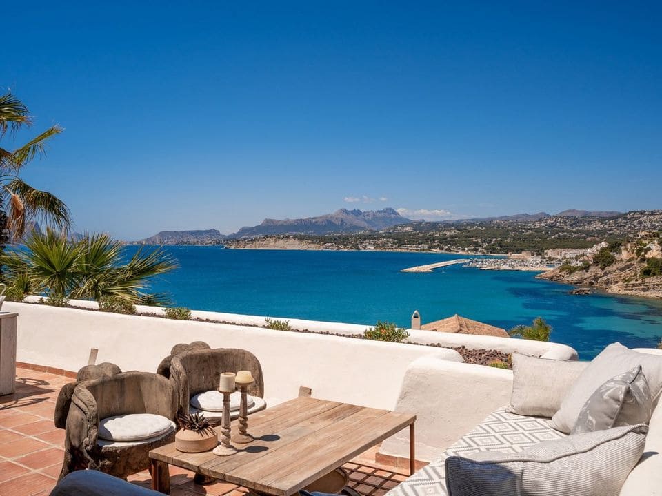 5 bedroom Villa for sale in Moraira with pool garage - € 3,995,000 (Ref: 8800559)