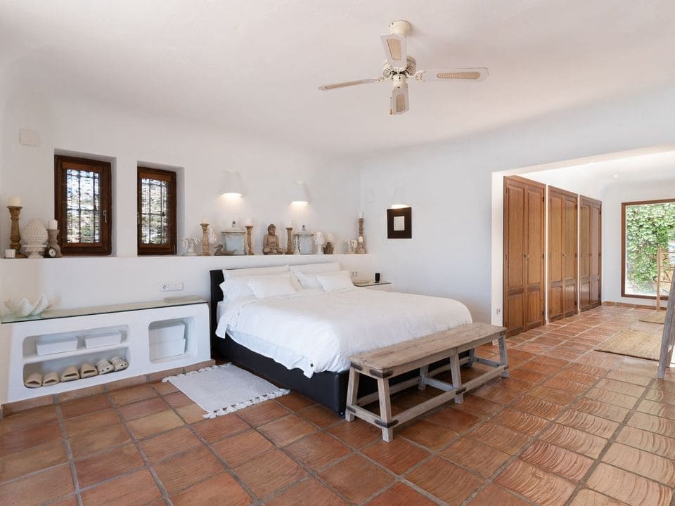 5 bedroom Villa for sale in Moraira with pool garage - € 3,995,000 (Ref: 8800559)