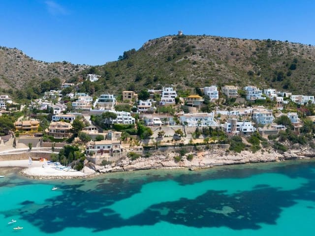 Chalet de 5 habitaciones en Moraira, Teulada-Moraira en venta con piscina garaje - 3.995.000 € (Ref: 8800559)