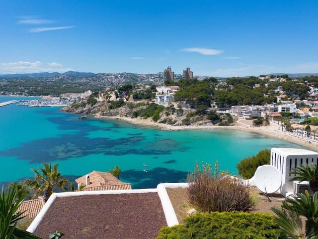 Chalet de 5 habitaciones en Moraira, Teulada-Moraira en venta con piscina garaje - 3.995.000 € (Ref: 8800559)